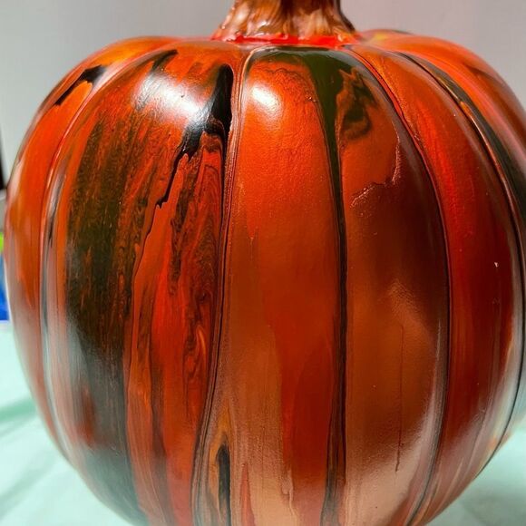 HAND PAINTED SPOOKY HALLOWEEN PUMPKIN - Picture 3 of 4